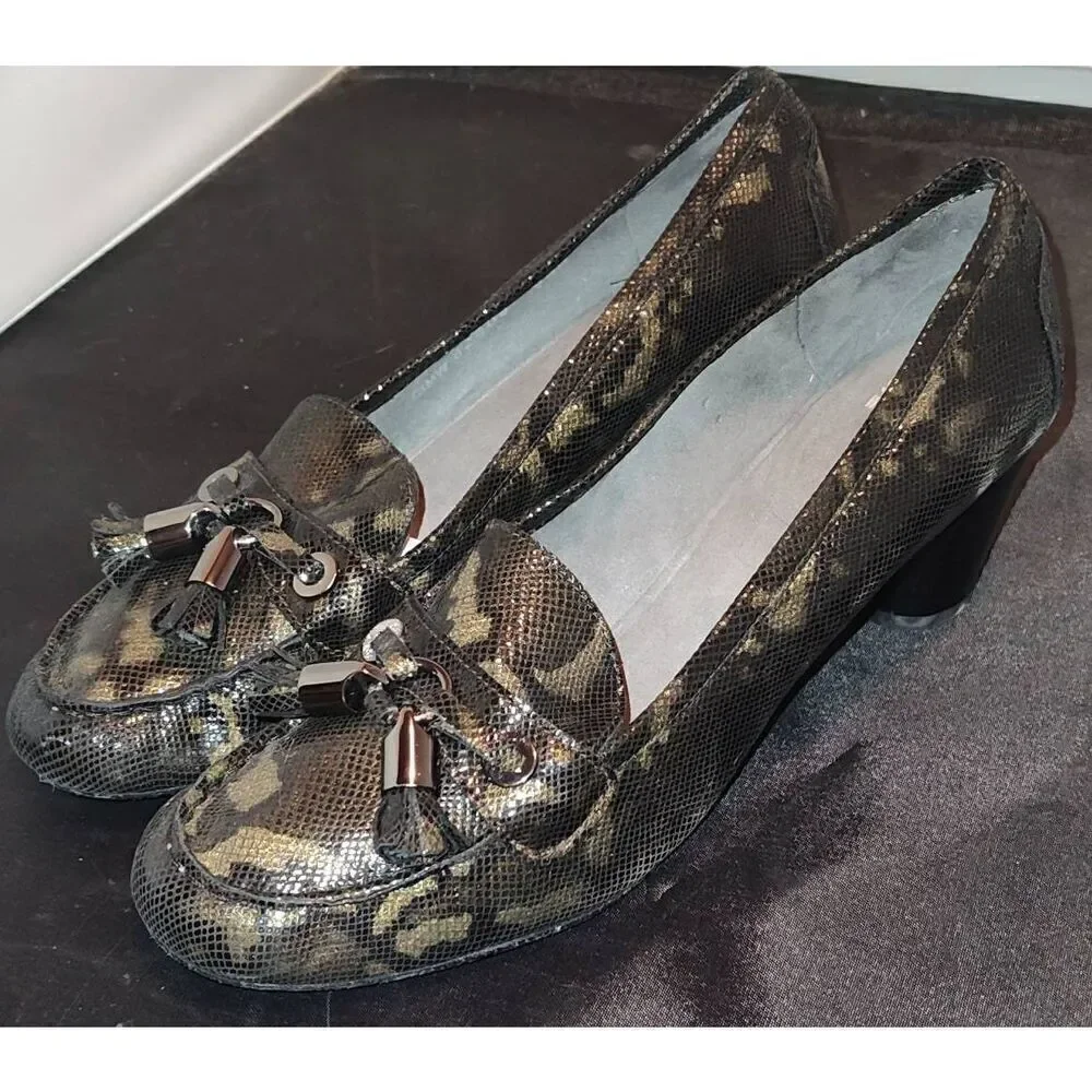 Stuart Weitzman Multicolor Python Embossed Leather Tassel Detail PUMPS Size Wome